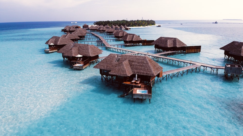 MALDIVES ATTAINS 65% OF ANNUAL TOURIST ARRIVAL TARGET!